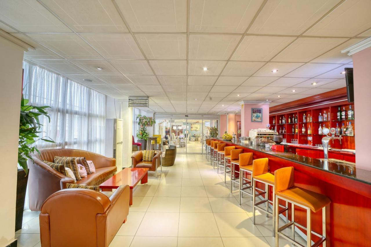 Hotel La Falaise Yaoundé Εξωτερικό φωτογραφία