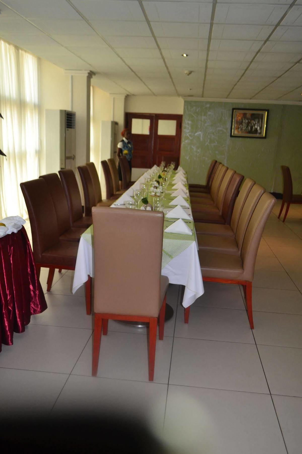 Hotel La Falaise Yaoundé Εξωτερικό φωτογραφία
