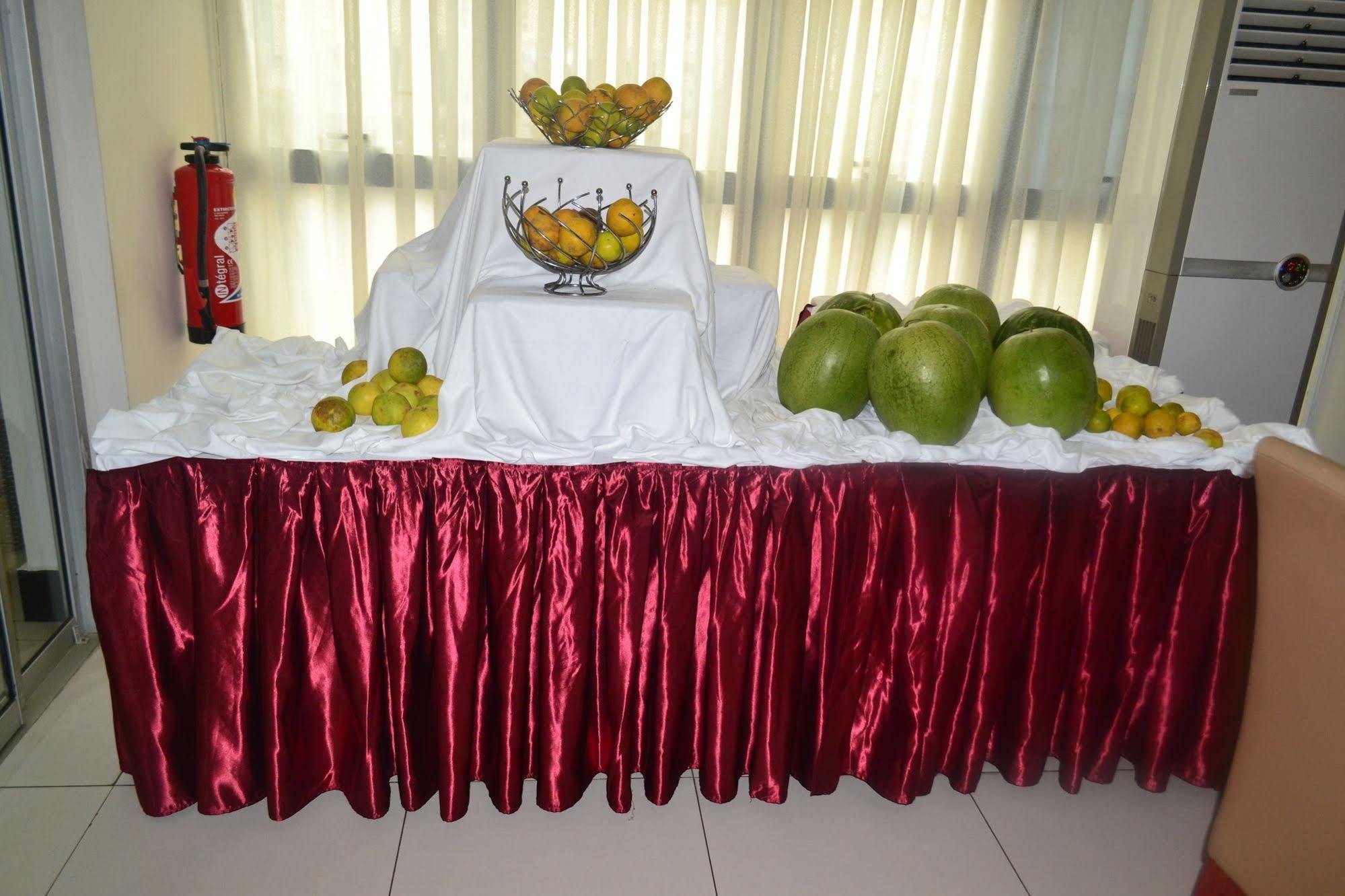 Hotel La Falaise Yaoundé Εξωτερικό φωτογραφία