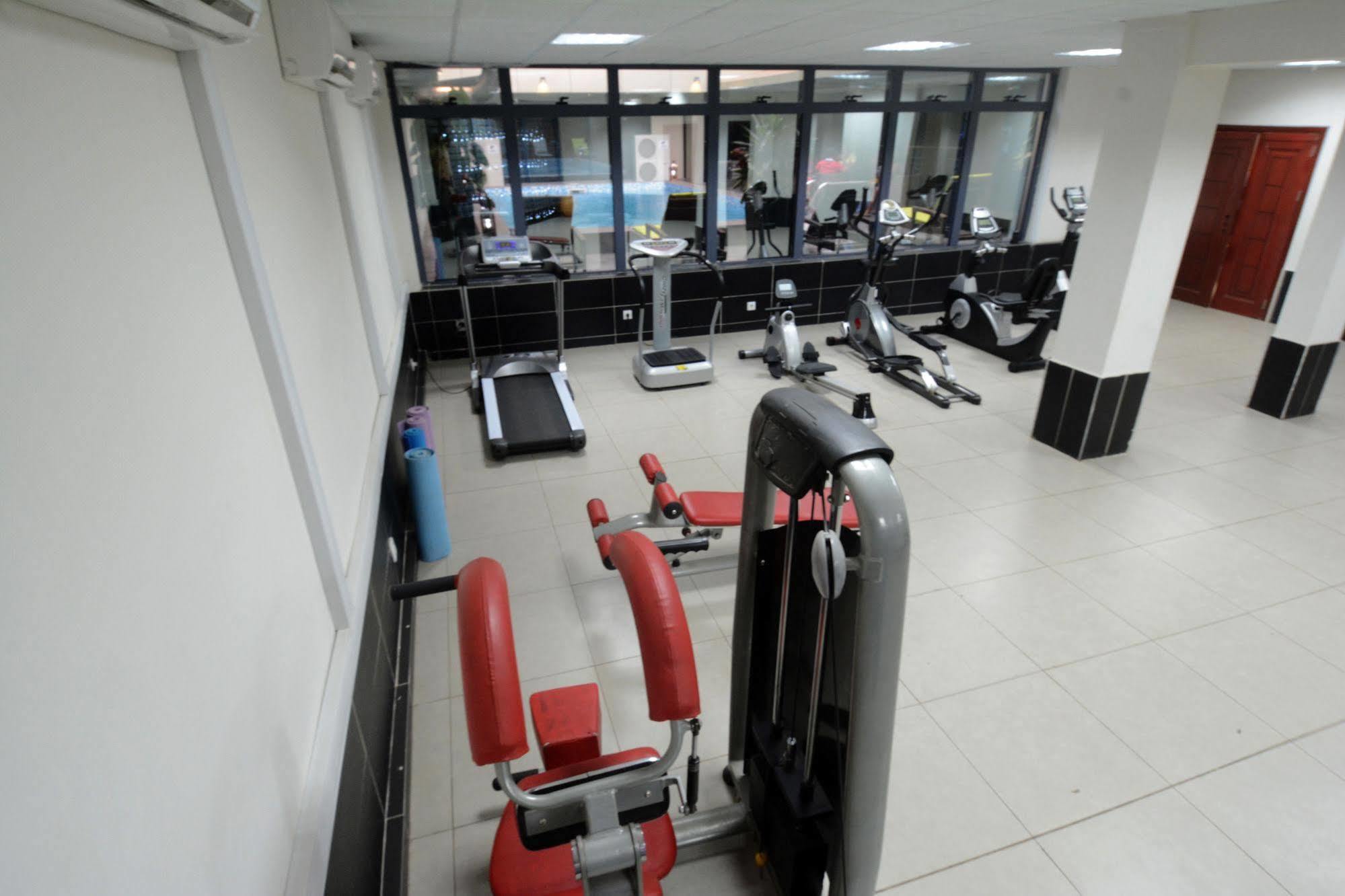 Hotel La Falaise Yaoundé Εξωτερικό φωτογραφία